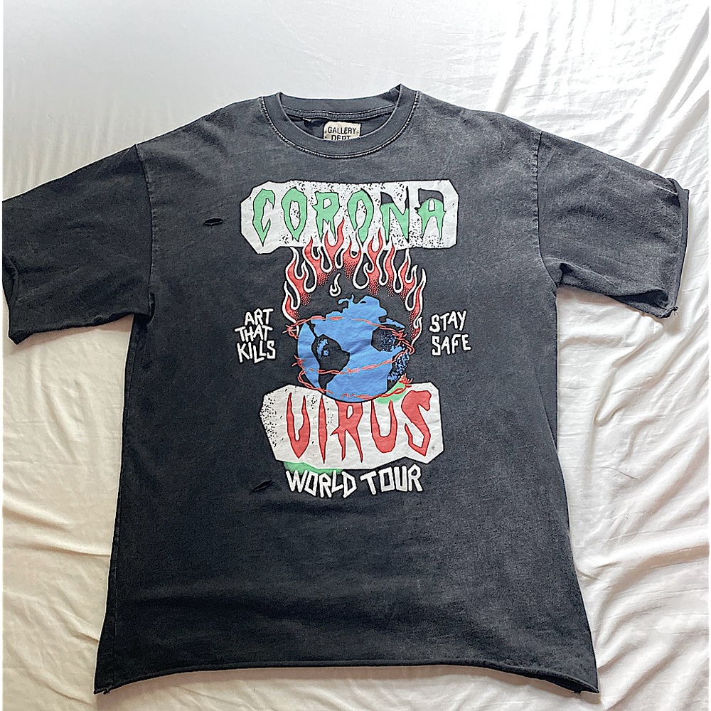 Gallery Dept Tee- ‘ART THAT KILLS’ size XXL